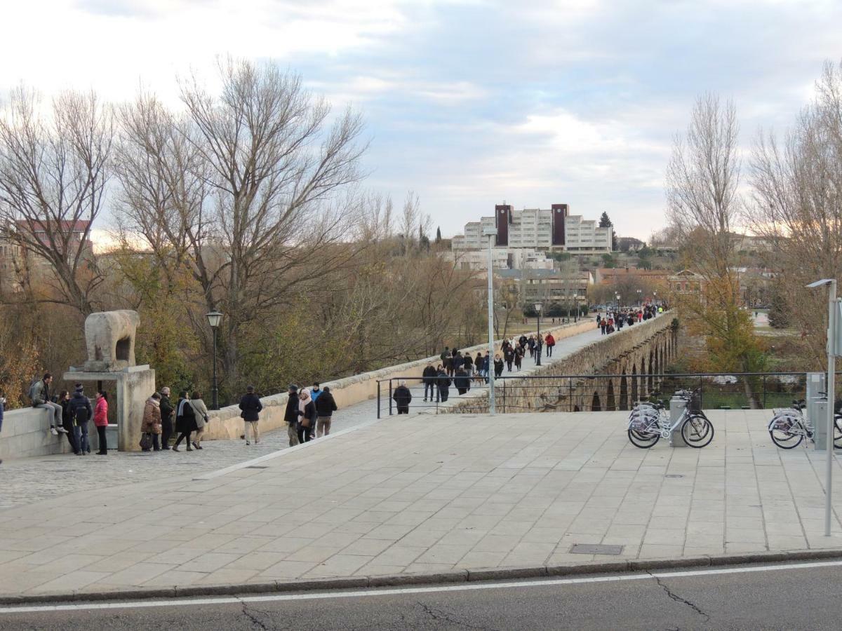 Apartamento Ribera Del Puente Salamanca Kültér fotó