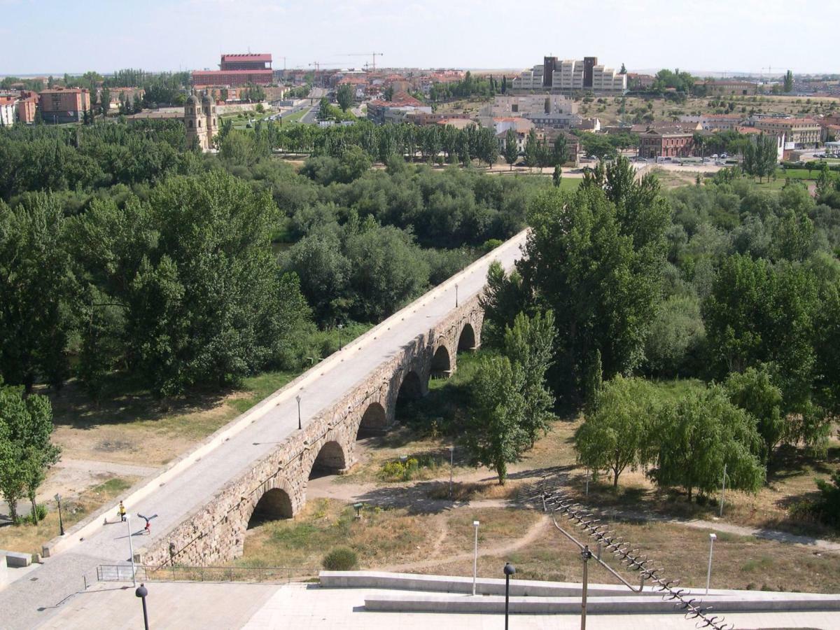 Apartamento Ribera Del Puente Salamanca Kültér fotó