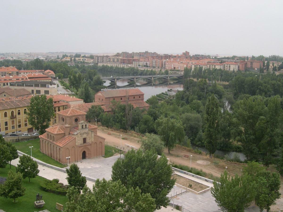Apartamento Ribera Del Puente Salamanca Kültér fotó